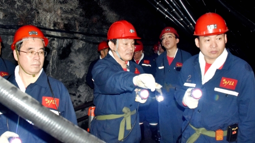 20230507  王佳喜在鸡西矿业公司滴道盛和立井检查工作 (1)